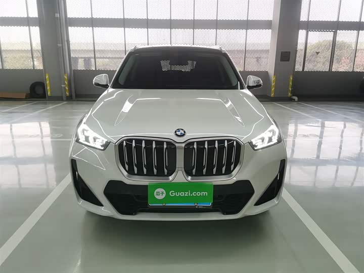 Фото 3 - BMW X1