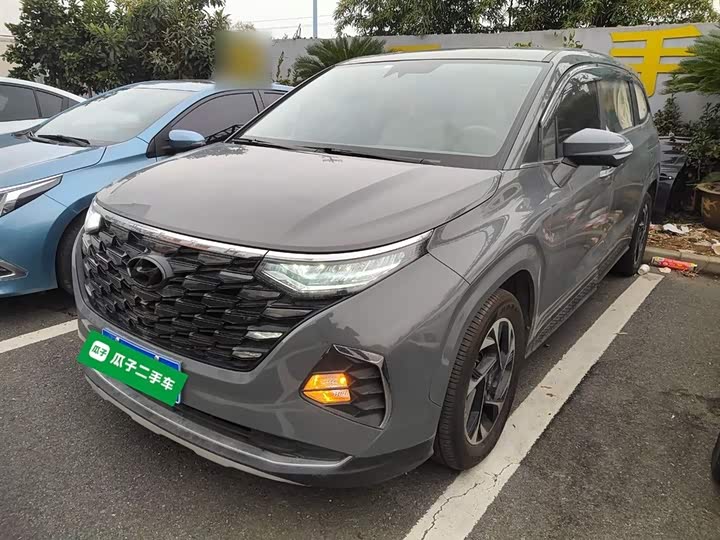 Фото 2 - Hyundai Custo