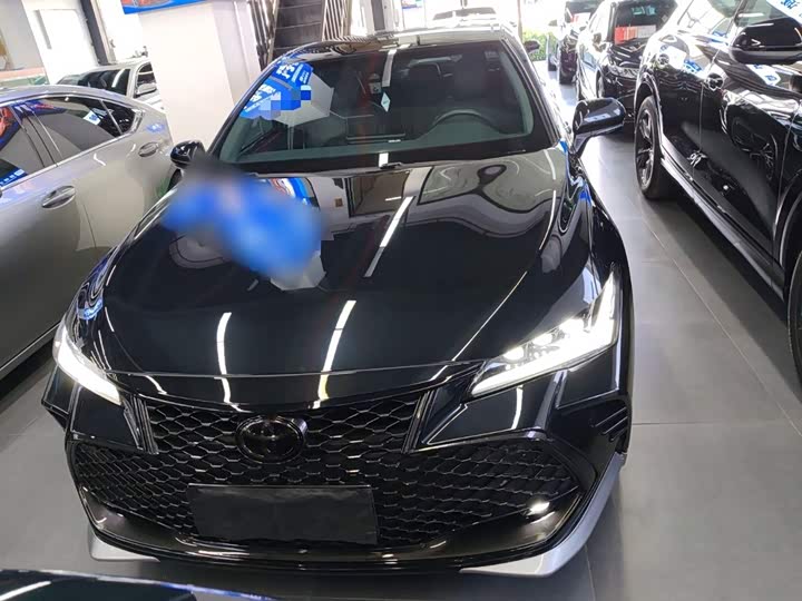 Фото 3 - Toyota Avalon