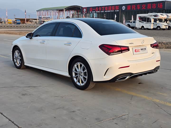 Фото 5 - Mercedes-Benz A-Class