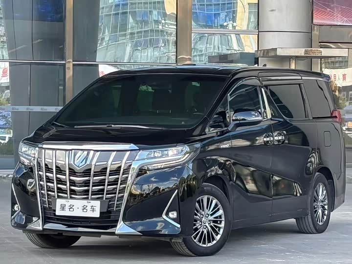 Фото 1 - Toyota Alphard
