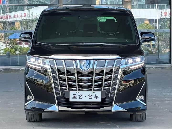 Фото 2 - Toyota Alphard