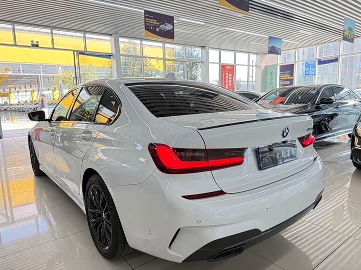 Фото 5 - BMW 3 Series