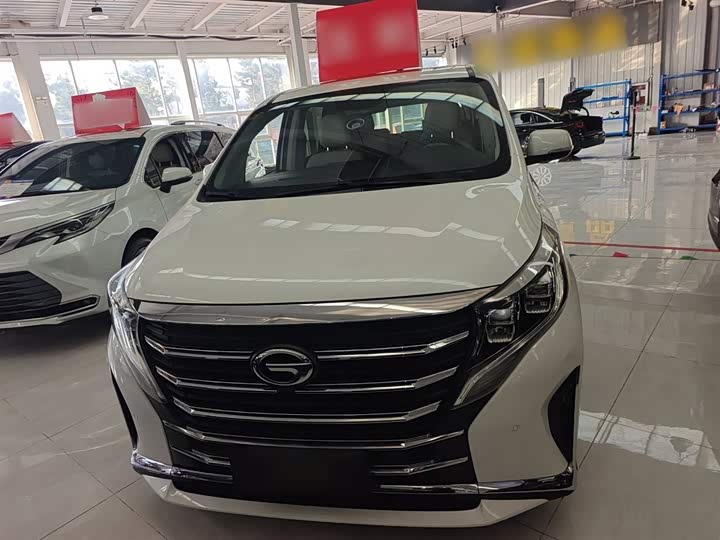 Фото 3 - GAC Trumpchi M8