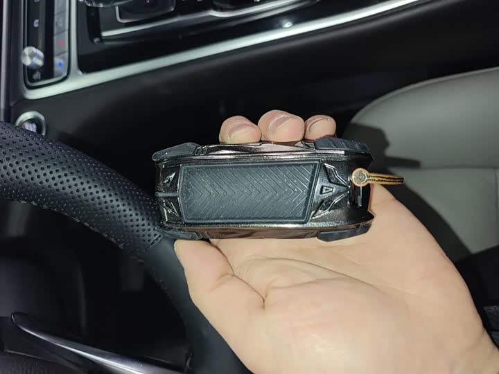 Фото 9 - GAC Trumpchi M8