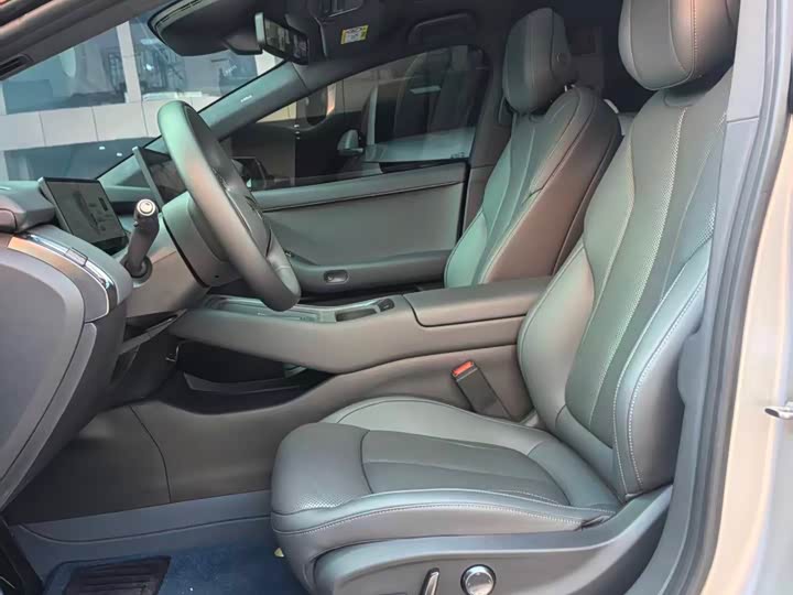 Фото 7 - XPeng F57