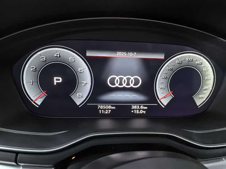 Фото 9 - Audi A4L
