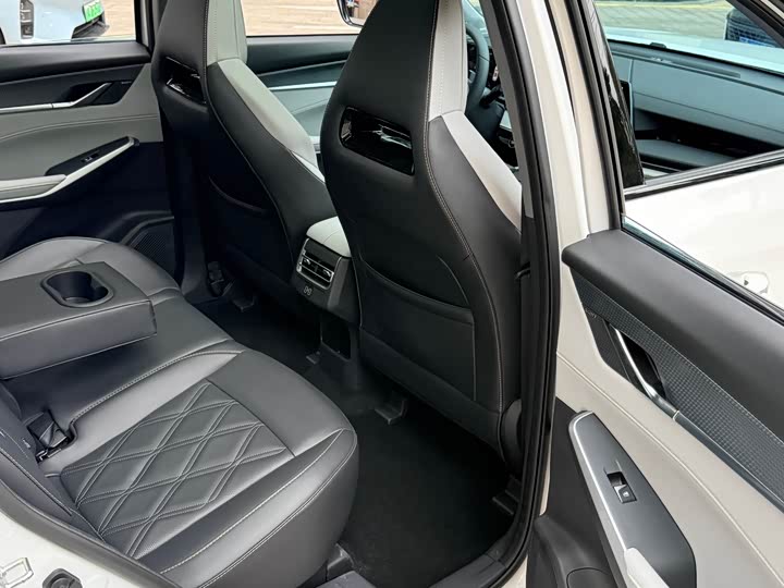 Фото 8 - Changan CS75 Plus