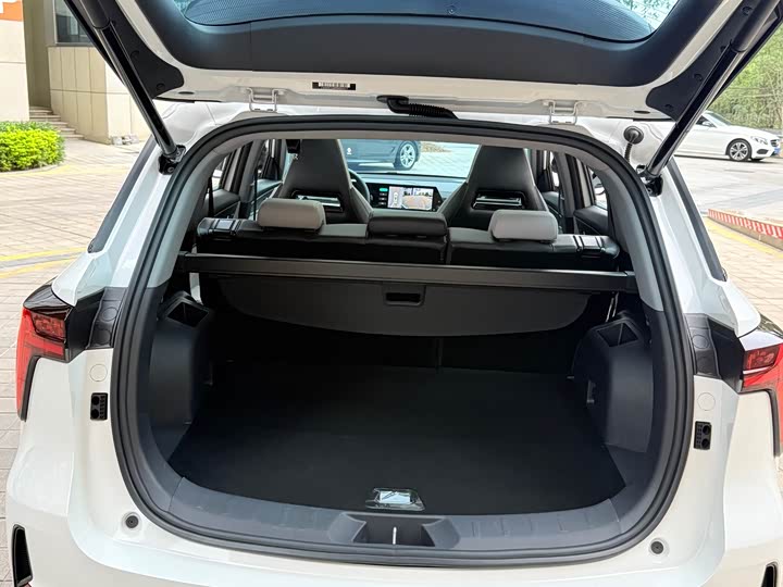 Фото 9 - Changan CS75 Plus