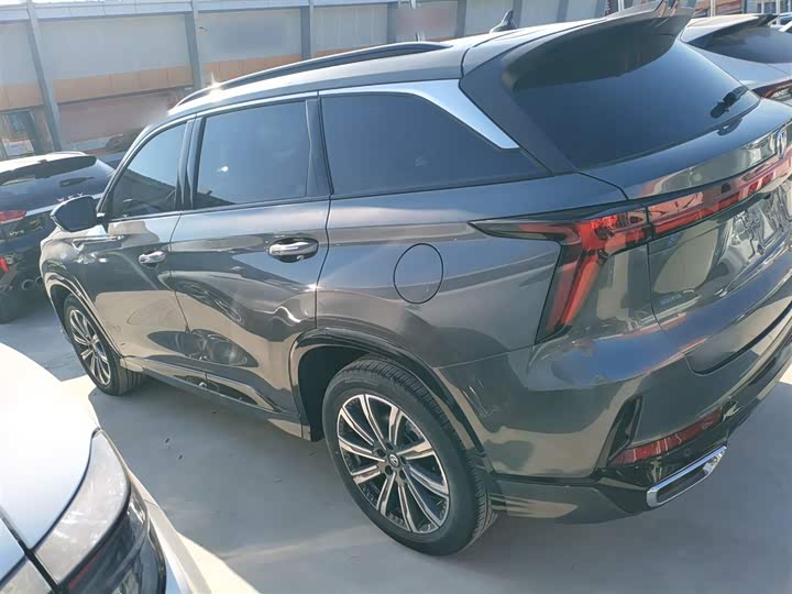 Фото 5 - Changan CS75 Plus