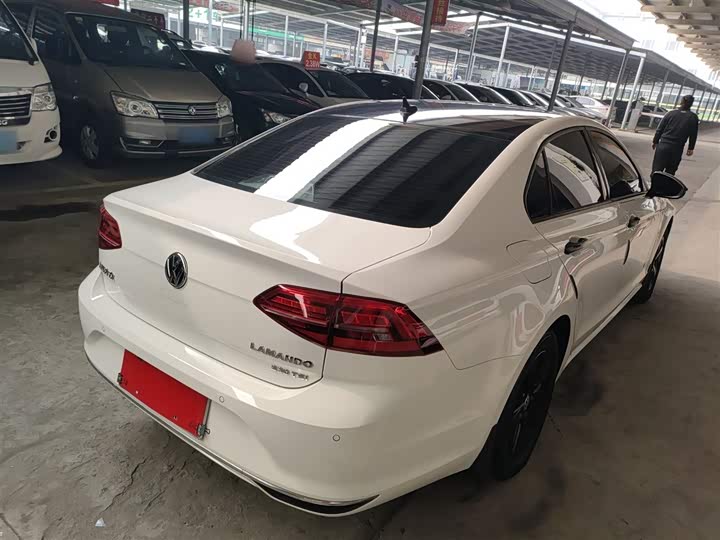 Фото 7 - Volkswagen Lamando L