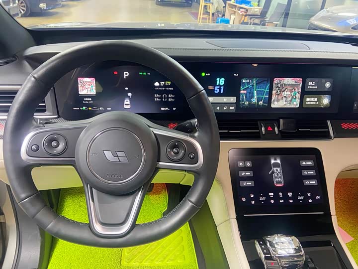 Фото 8 - LiXiang One