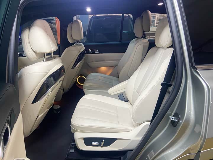 Фото 9 - LiXiang One