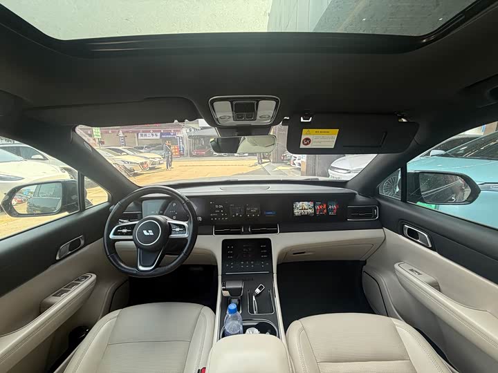 Фото 9 - LiXiang One