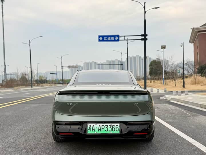 Фото 5 - Zeekr 007