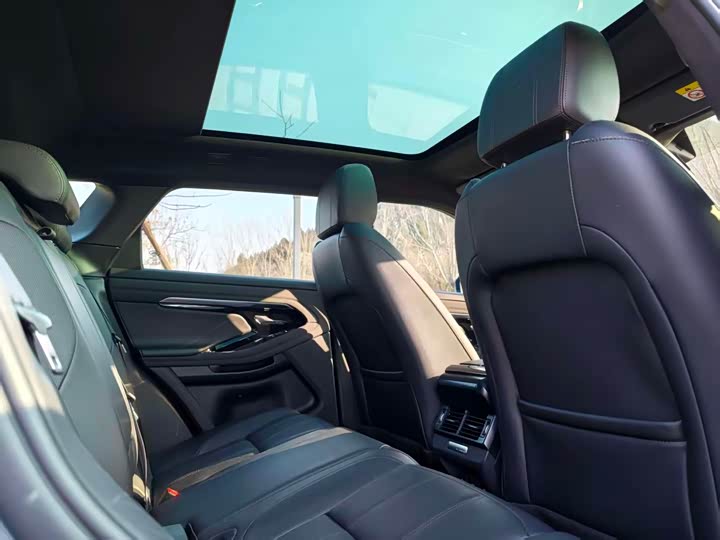 Фото 6 - Land Rover Range Rover Evoque L