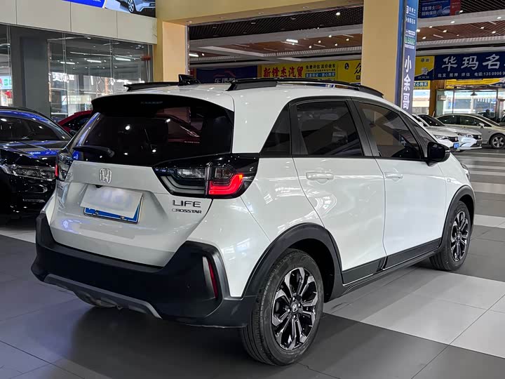 Фото 6 - Honda Life