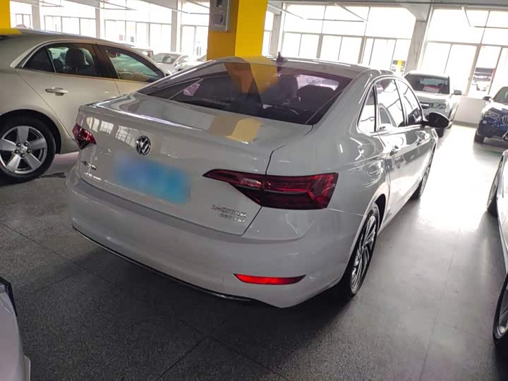 Фото 7 - Volkswagen Sagitar L