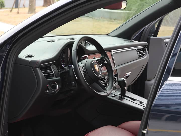 Фото 9 - Porsche Macan