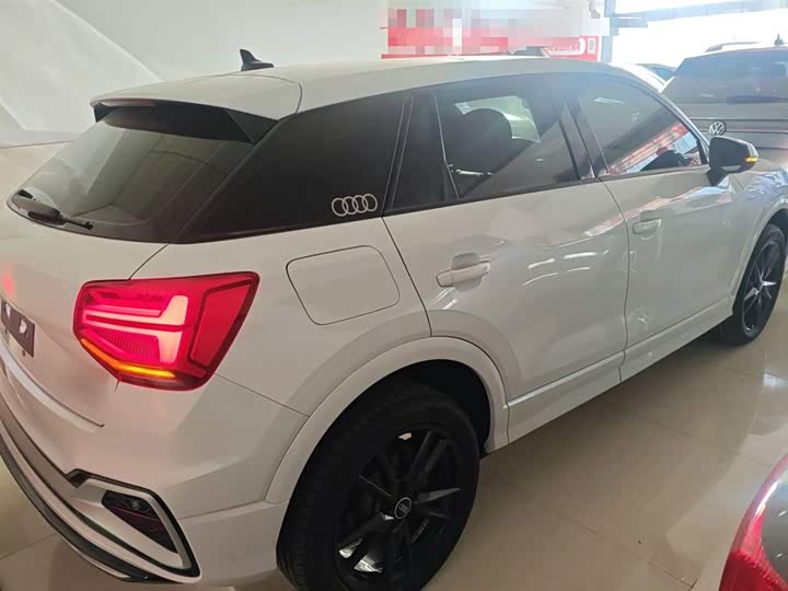 Фото 7 - Audi Q2L