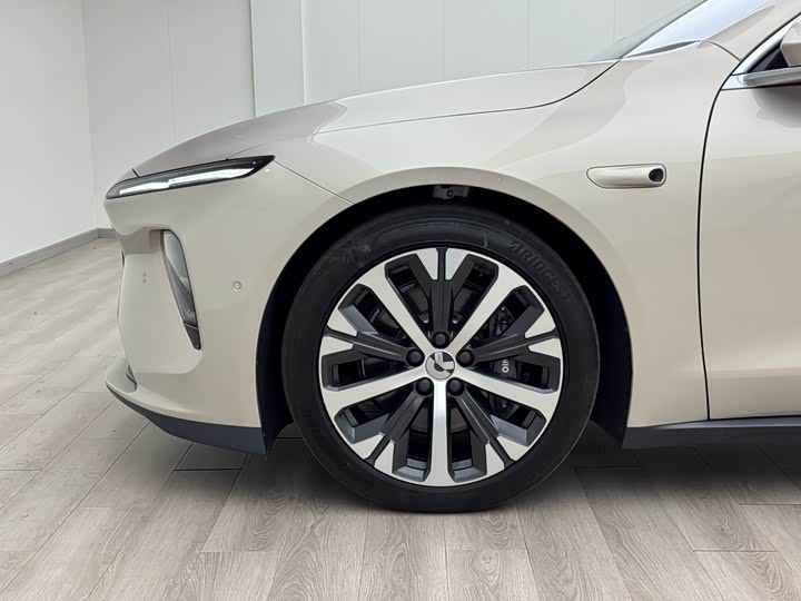 Фото 9 - Nio ET7