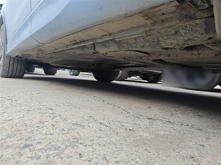 Фото 6 - Volkswagen Tiguan L Pro