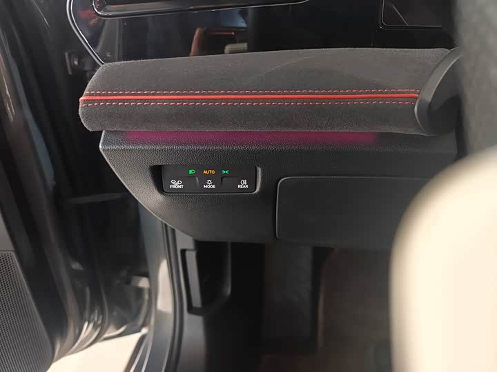 Фото 5 - Volkswagen Magotan