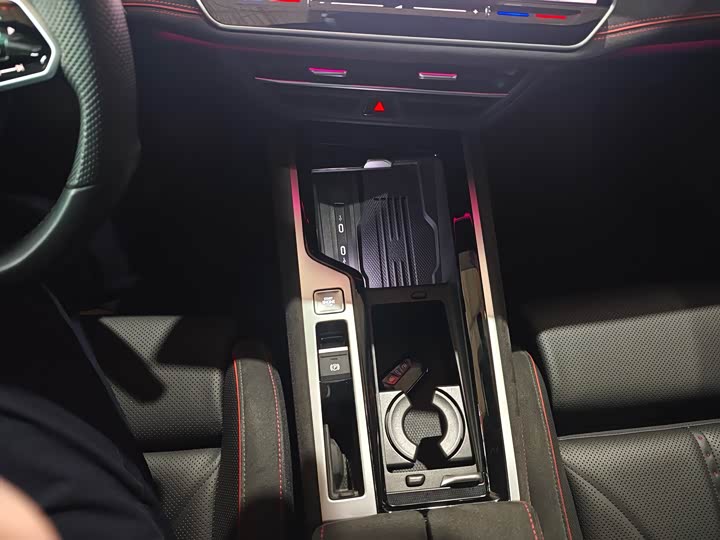 Фото 9 - Volkswagen Magotan