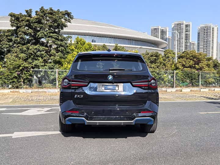 Фото 5 - BMW iX3