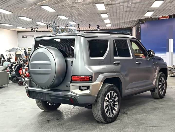 Фото 7 - Tank 700 Hybrid