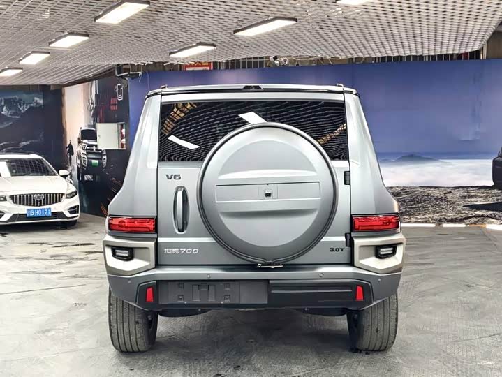 Фото 9 - Tank 700 Hybrid