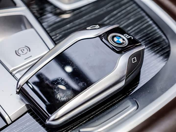 Фото 6 - BMW 7 Series