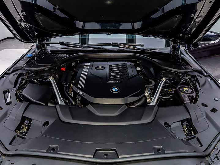 Фото 7 - BMW 7 Series