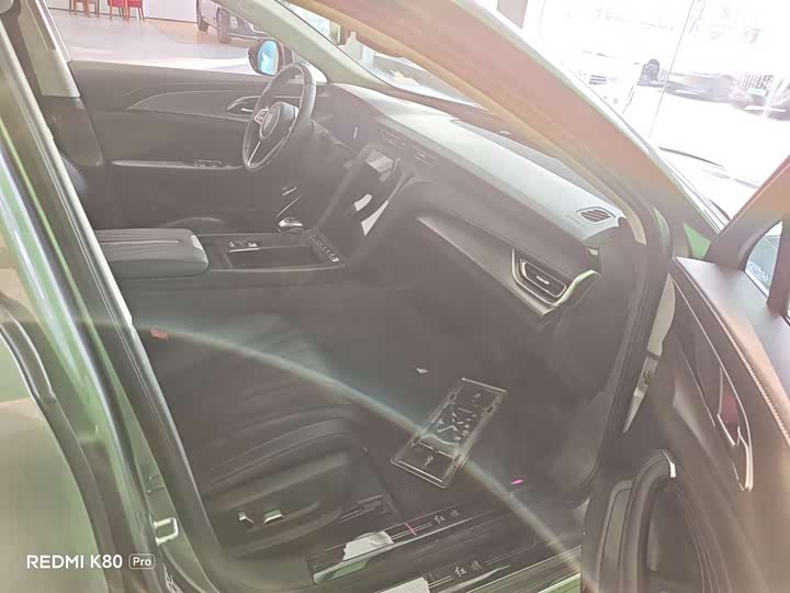 Фото 4 - Hongqi H5