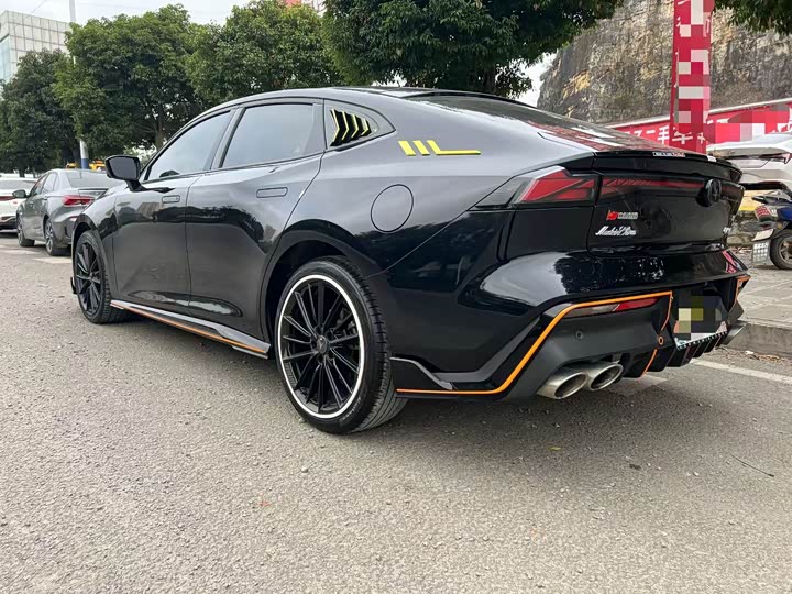 Фото 7 - Changan UNI-V