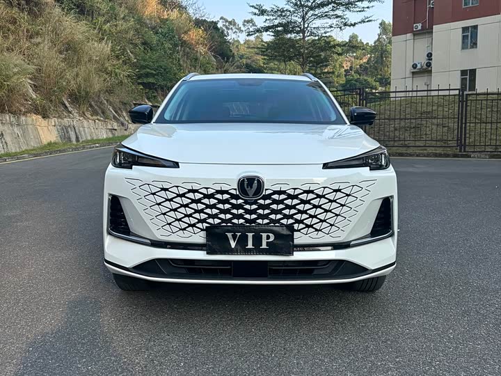 Фото 2 - Changan CS55 Plus