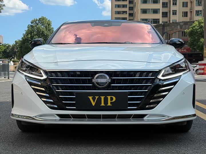 Фото 2 - Nissan Teana