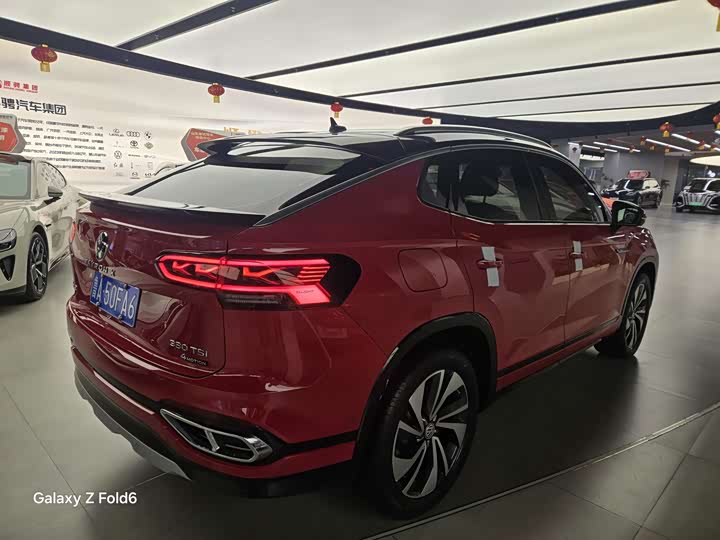 Фото 9 - Volkswagen Tayron X