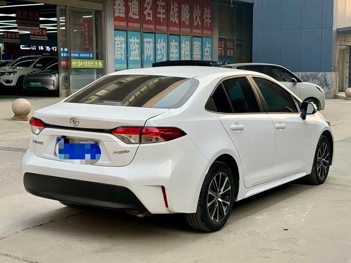 Фото 5 - Toyota Levin