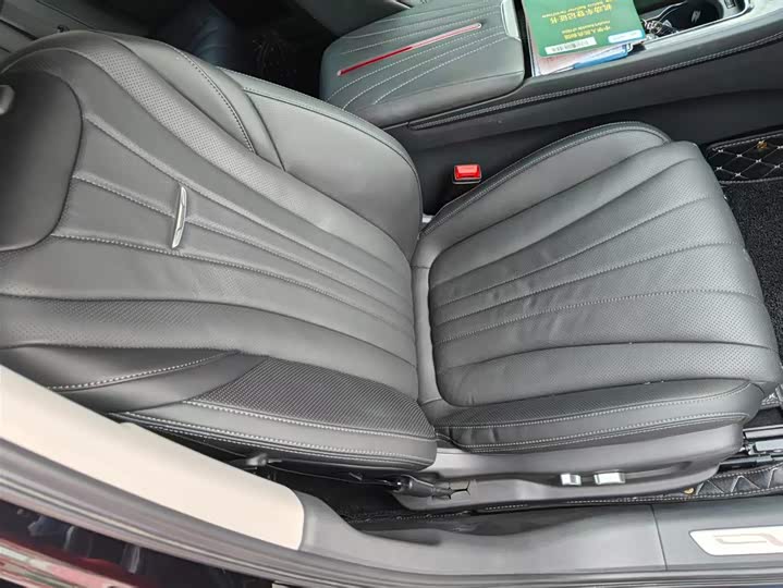 Фото 9 - Hongqi H5