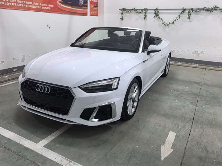 Фото 1 - Audi A5