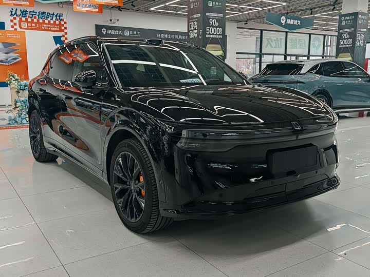 Фото 3 - Zeekr 7X