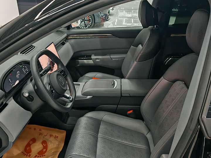 Фото 6 - Zeekr 7X