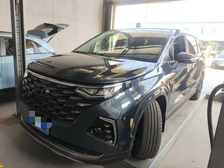 Фото 1 - Hyundai Custo