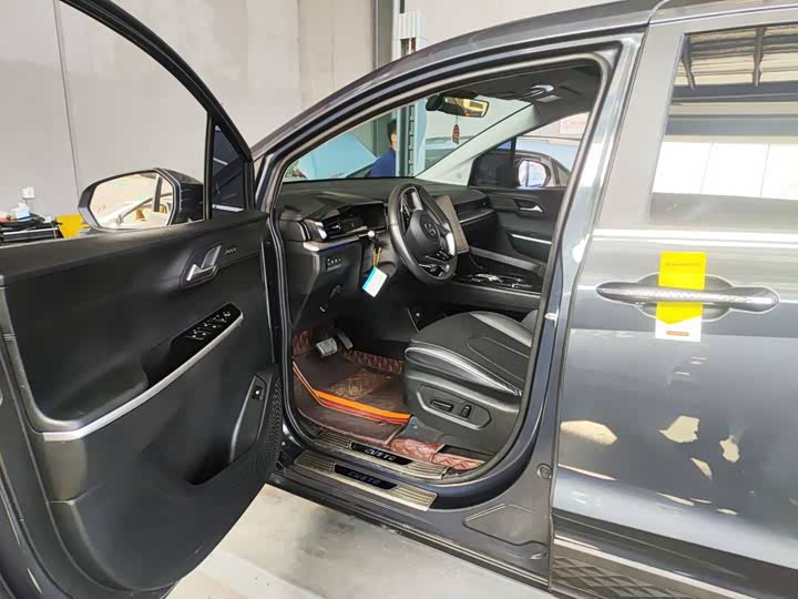 Фото 2 - Hyundai Custo