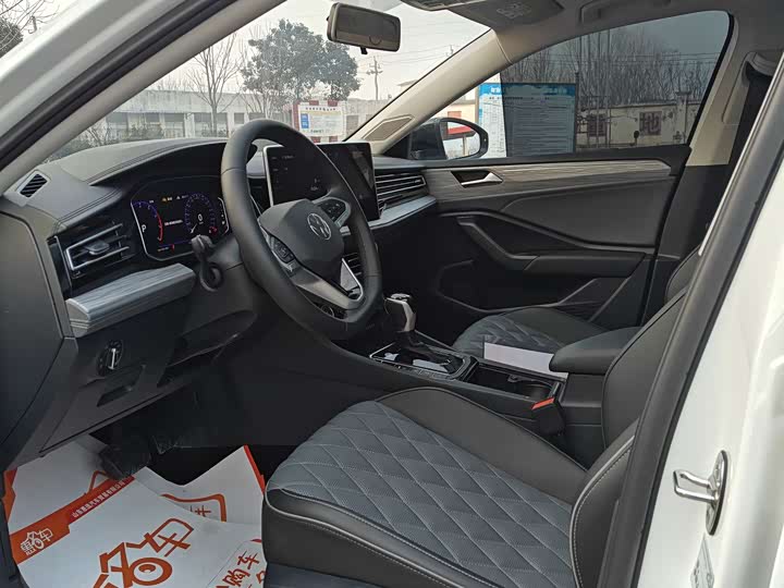 Фото 6 - Volkswagen Sagitar L