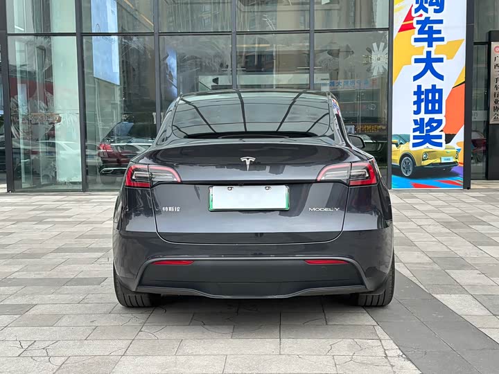 Фото 5 - Tesla Model Y