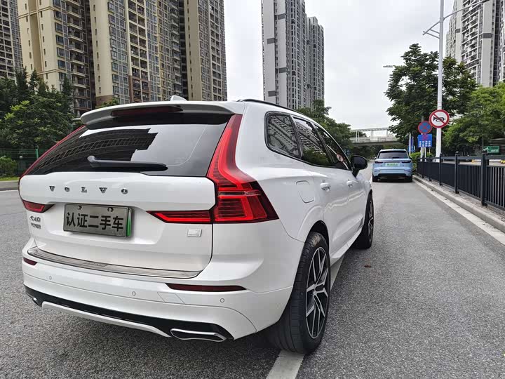 Фото 4 - Volvo XC60 Hybrid
