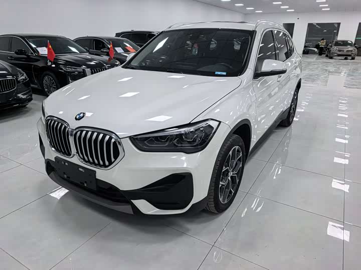 Фото 1 - BMW X1