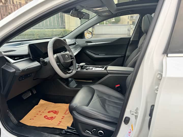 Фото 8 - Changan Raeton Plus